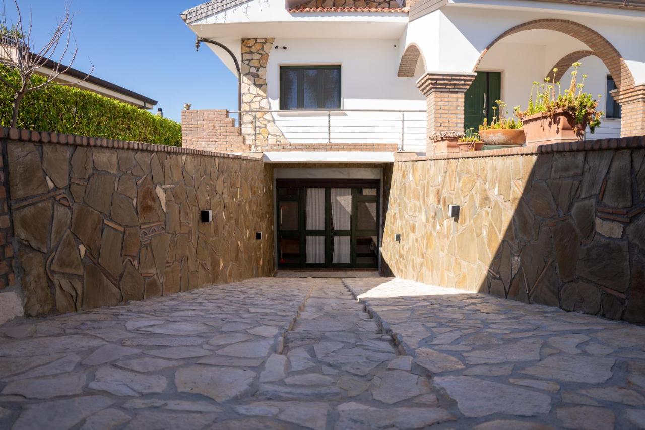 La Dimora Degli Artisti Bed & Breakfast Policoro Exterior foto