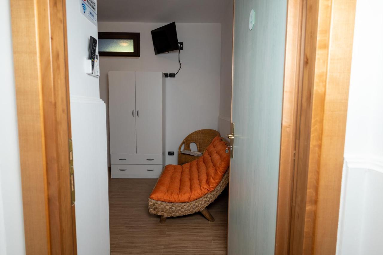 La Dimora Degli Artisti Bed & Breakfast Policoro Exterior foto